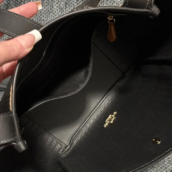 Coach Black and Tan Tote Bag - Picture 7 of 8